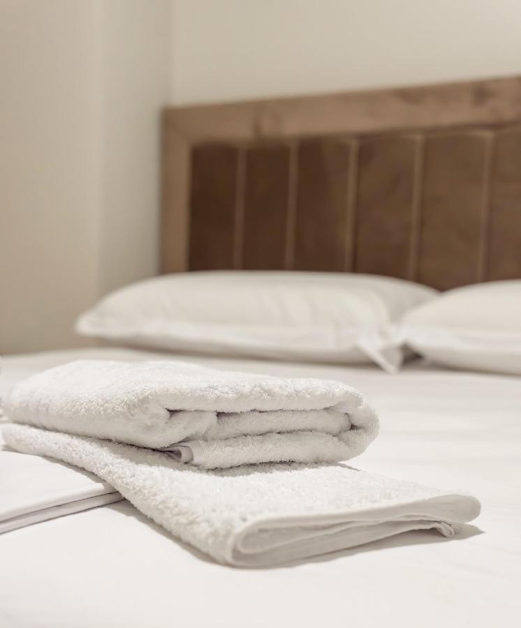 Home Inn Apartment Near City Center Тирана Екстериор снимка